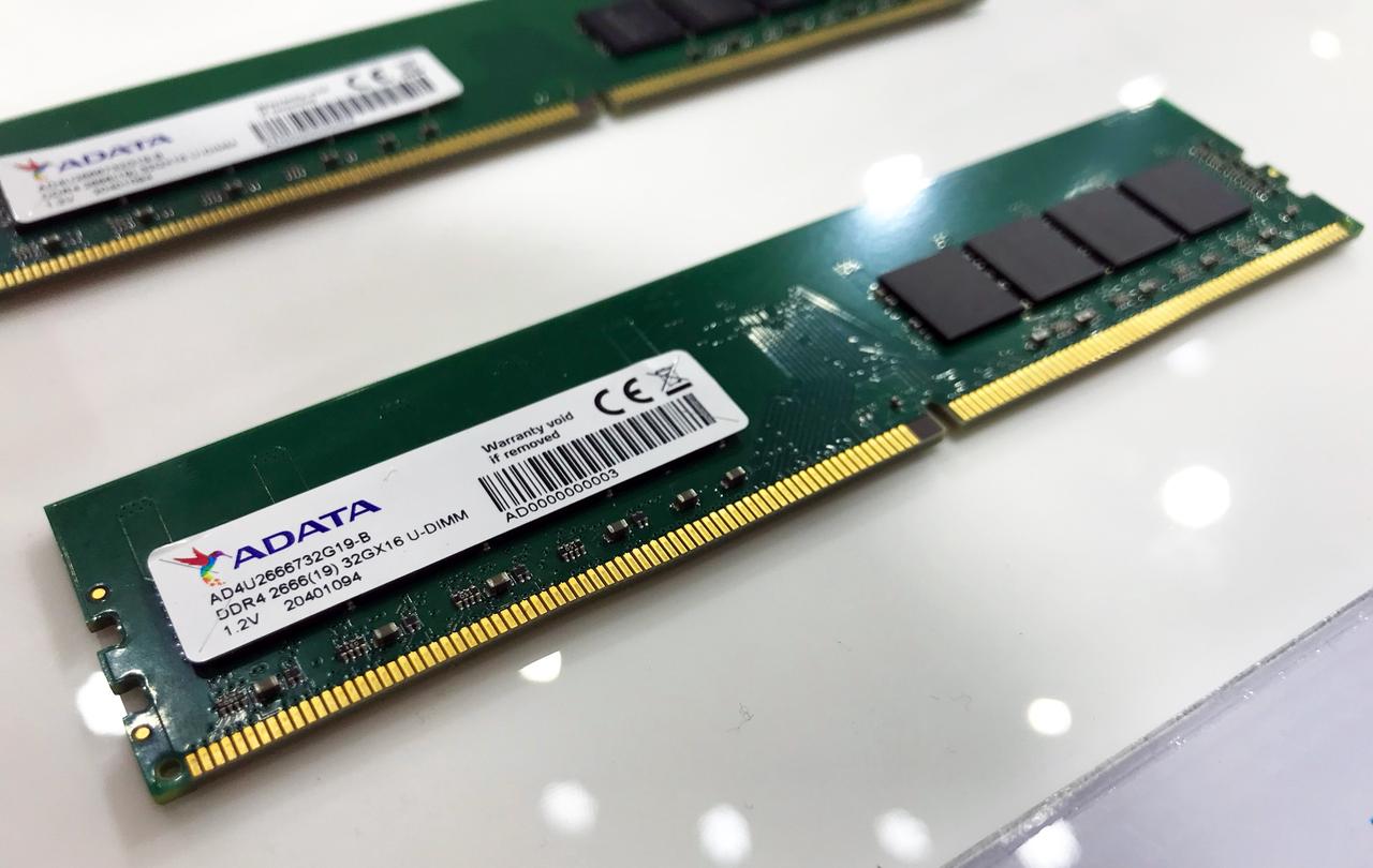 　這款產(chǎn)品的內(nèi)存容量也不容小覷。本機(jī)配置了1個(gè)DDR4，內(nèi)存高達(dá)32G。大大滿足了用戶的工作需求。與此同時(shí)，該產(chǎn)品支持多種操作系統(tǒng)，如Windows10，Liinux。